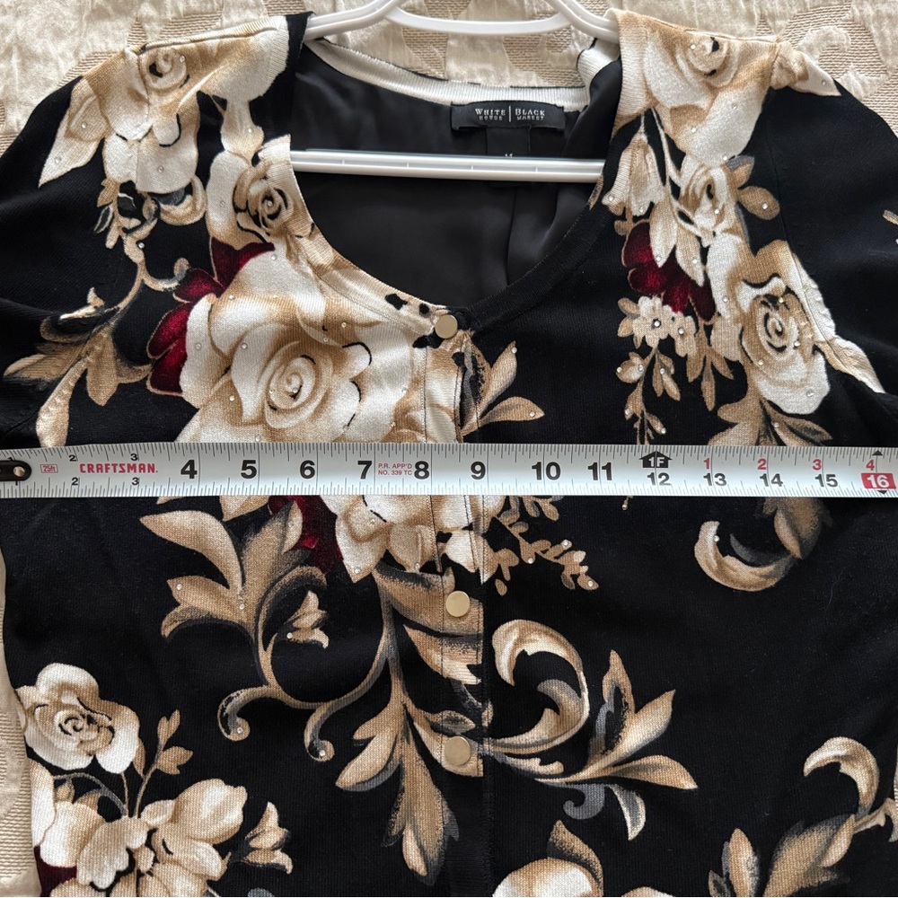 White House Black Market Black Floral V-Neck Cardigan with Cream Roses - Picture 6 of 6